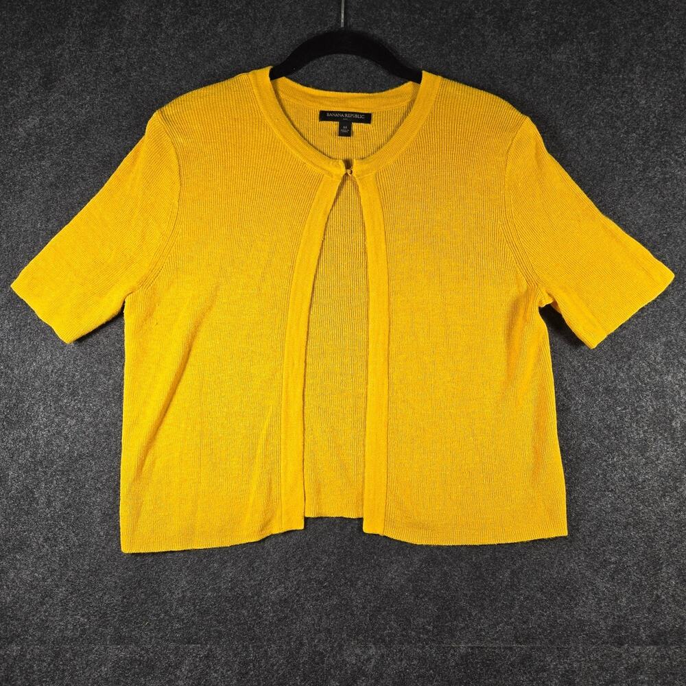 Banana Republic Cardigan Femme Size Medium Short Sleeve Ramie Cropped Clasp Gold